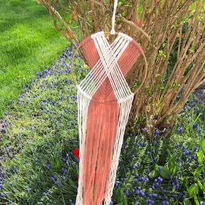 Macrame wall hanging / round / boho wall hanging