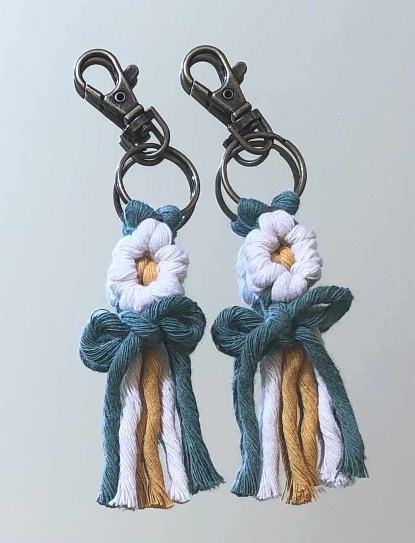 Schlüsselanhänger „weissen Gänseblümchen" - Kreativehände