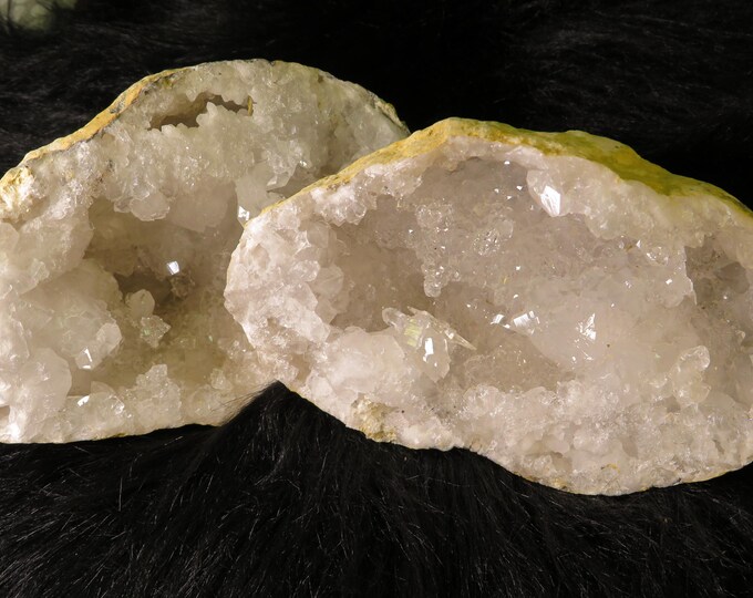 Glitzernde riesige Quarzdrusen (Paar)