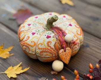 Sampler Cross Stitch Kit Pumpkin Biscornu Pin Cushion Tela Artis Handmade