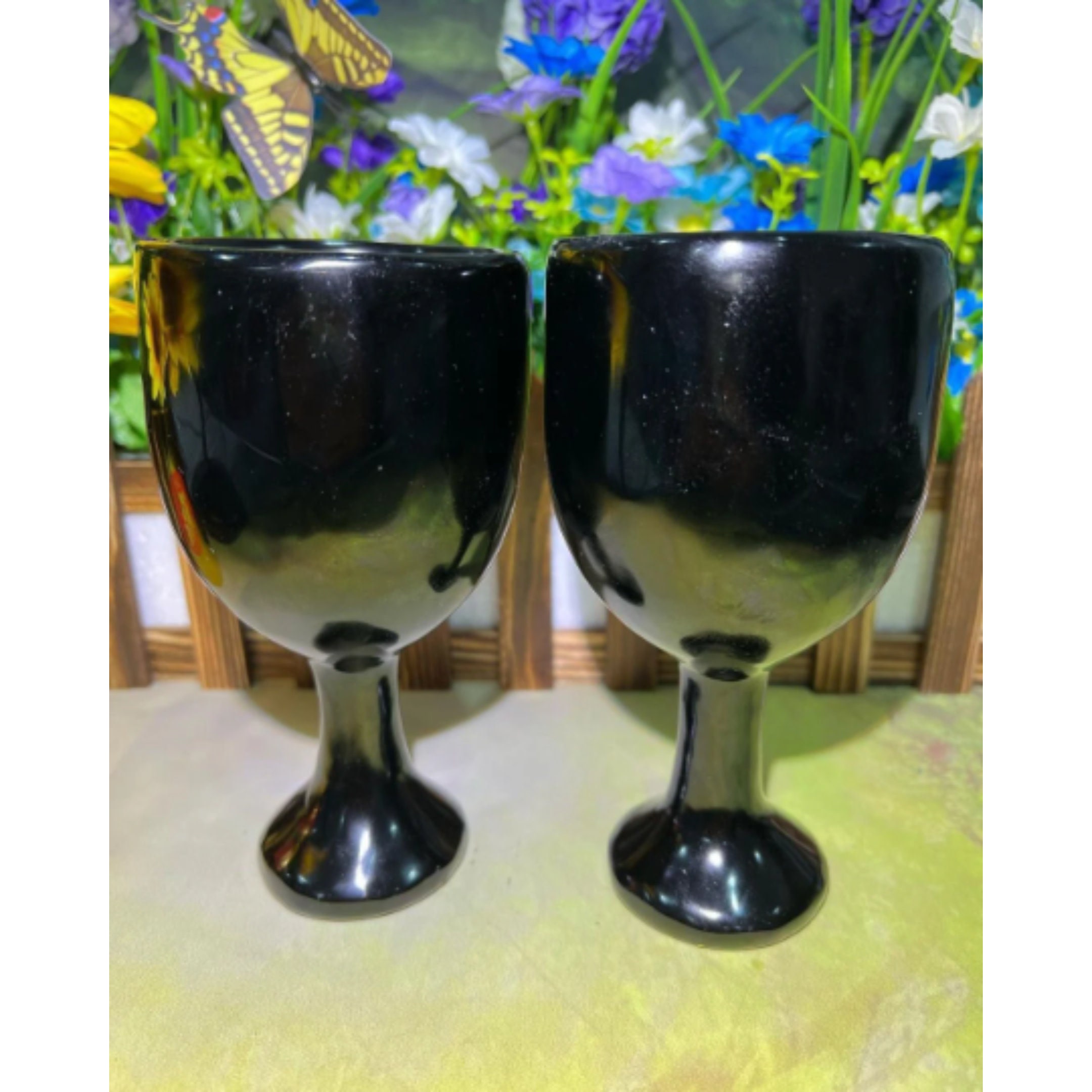 Vintage Blue Stem Wine Glass Set of 4 / Scalloped Water Goblets / Barware /  Water Witch Ritual Chalice / Ocean Witch / Witchy Decor 