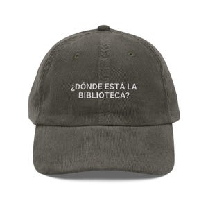 Vintage broderad manchesterhatt för bokälskare, hatt för bokälskare, iögonfallande hatt, present till läsare, spansk hatt, rolig hatt, bokklubbshatt bild 4