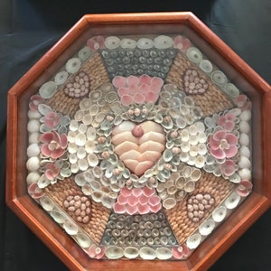 sailors&#39;s valentine