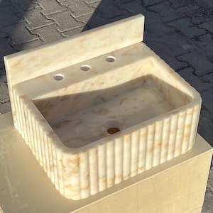 Waschbecken aus Calacatta Goldmarmor