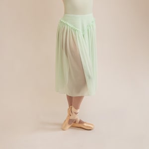 Custom Made Drop Waist Ballet Skirt Rehearsal Skirt | The Vivianna Style | BalletSkirt for Ballet Class, Dance Skirt for Rehearsals, Pointe