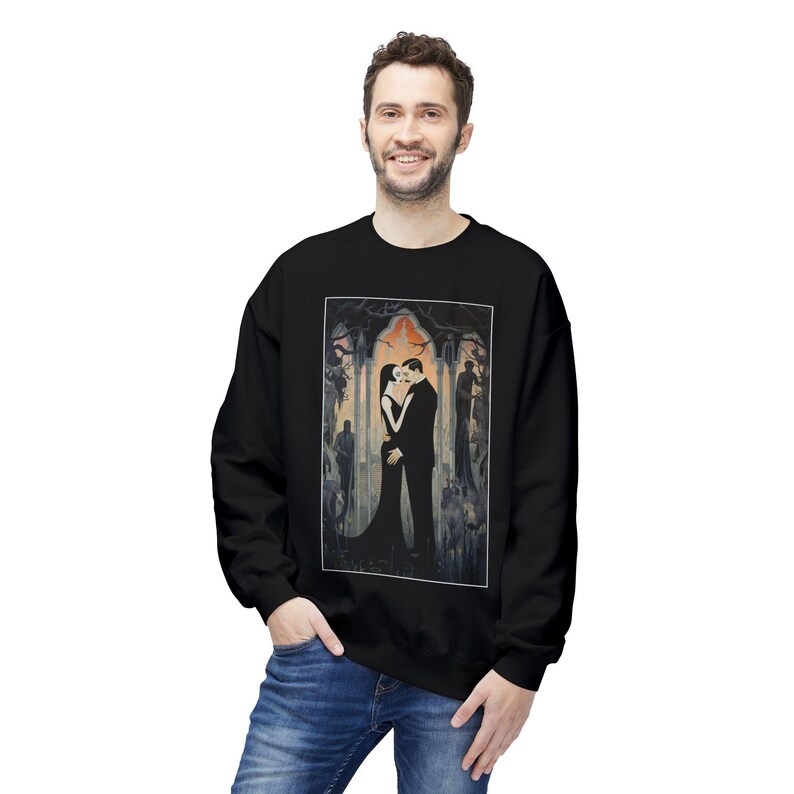 Gomez and Morticia Addams, uniseks middelzware fleece sweater met ronde hals afbeelding 7
