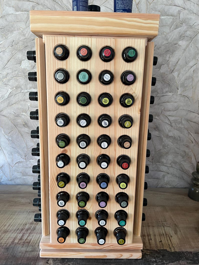 Wooden roundel (56 cm) for essential oils image 3