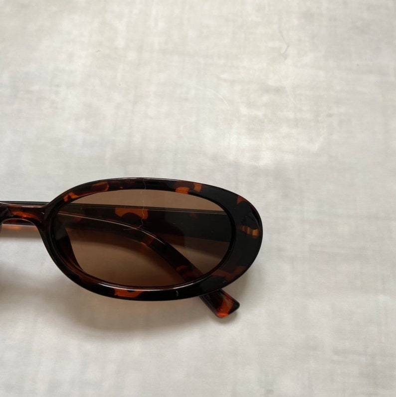 Runde Tort / schwarze Sonnenbrille Retro Rave Oval Vintage Sonnenbrille Klassische Damen & Herren Brille Unisex Y2K Schildpatt Bild 8