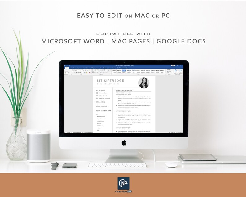 K&ouml;nnte beinhalten: Ein Computerbildschirm zeigt eine Lebenslaufvorlage in Microsoft Word an. Der Lebenslauf ist f&uuml;r Kit Kittredge und enth&auml;lt ein professionelles Portr&auml;tfoto. Der Text "EASY TO EDIT ON MAC OR PC" und "COMPATIBLE WITH MICROSOFT WORD | MAC PAGES | GOOGLE DOCS" wird &uuml;ber dem Lebenslauf angezeigt.