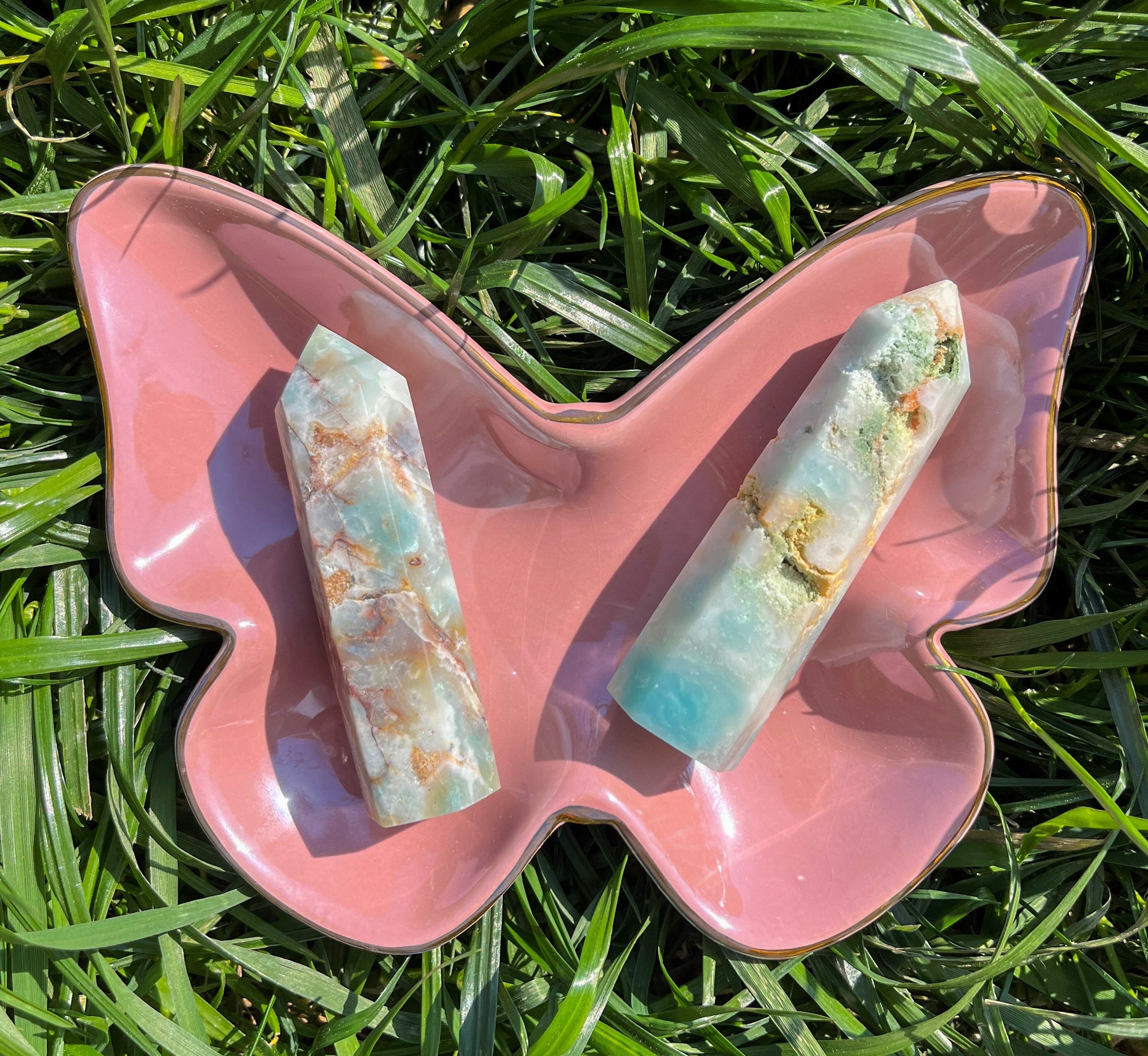 Pointe en Calcite Bleue Des Caraïbes | Cristaux, Minéraux, Tower, Crystals, Calcite, Lithothérapie, 