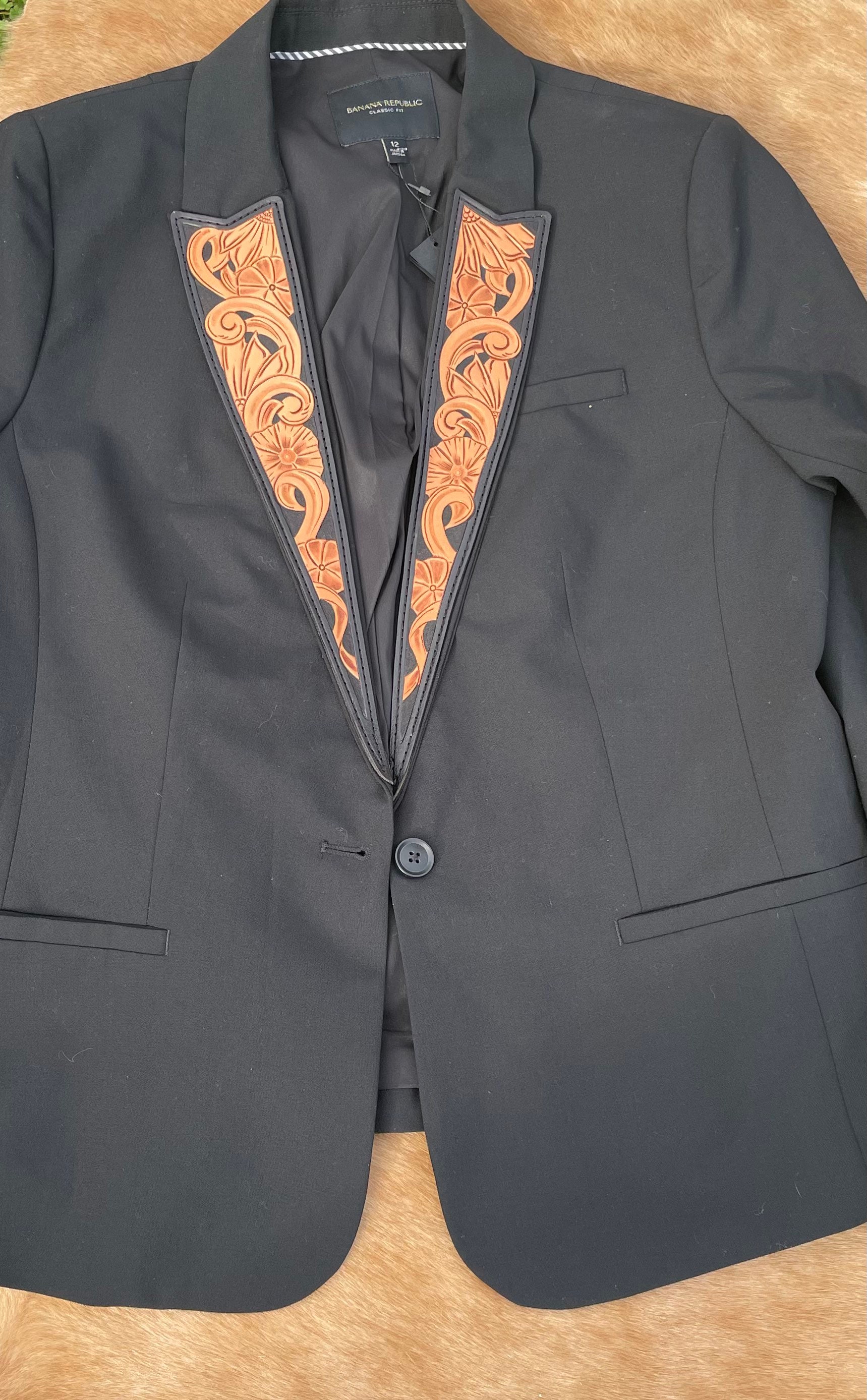 Blazer with leather lapel best sale