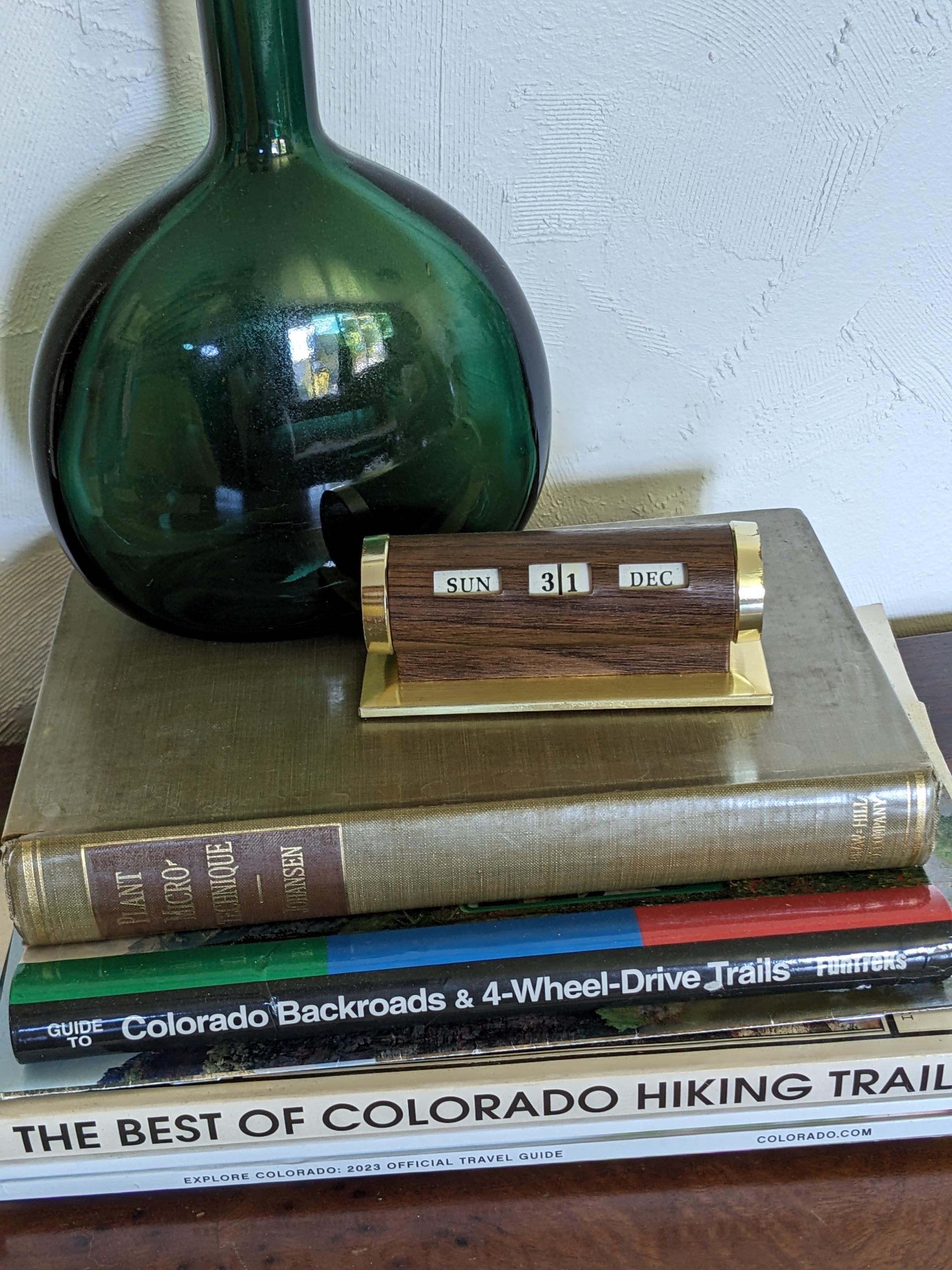 Vintage Mid Century Brass and Faux Wood Perpetual Calendar - Etsy
