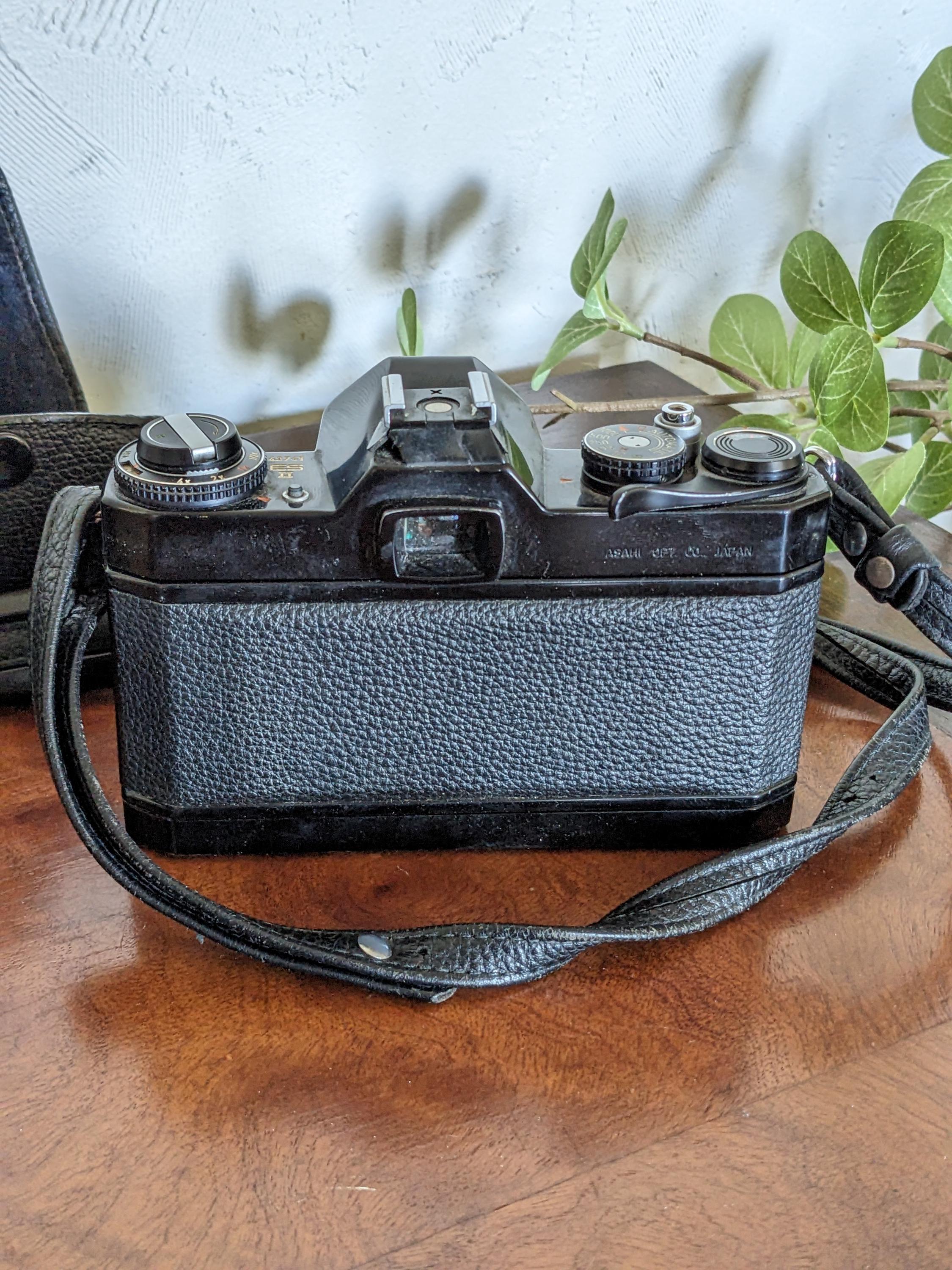 Vintage Honeywell Asahi Pentax ES II 35mm With Lense and Original