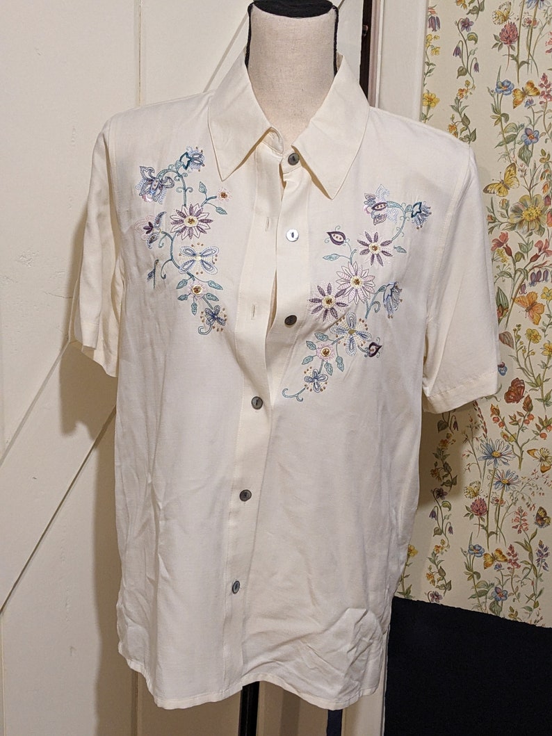 Vintage Cream Flower Embroidered Button Up Shirt image 3