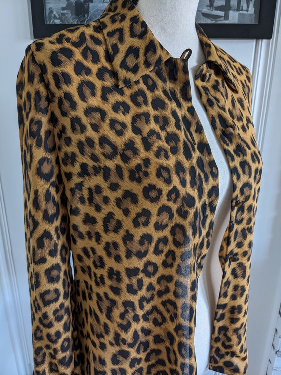 Vintage 90s Cheetah Print Button Up Top - image 2