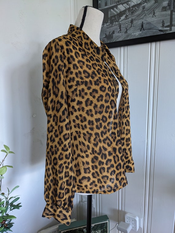 Vintage 90s Cheetah Print Button Up Top - image 3