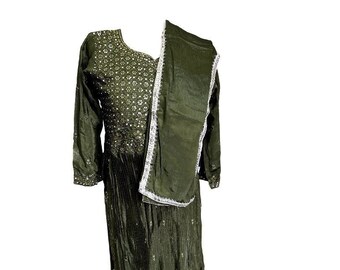 Traje salwar de georgette verde extragrande: bordado de fiesta