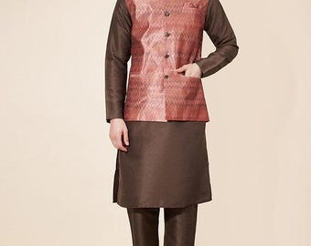 Kurta de seda jacquard para hombre con chaqueta bordada: talla festiva 3XL