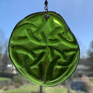 Celtic Knot Recycled Bottle Bottom Suncatcher