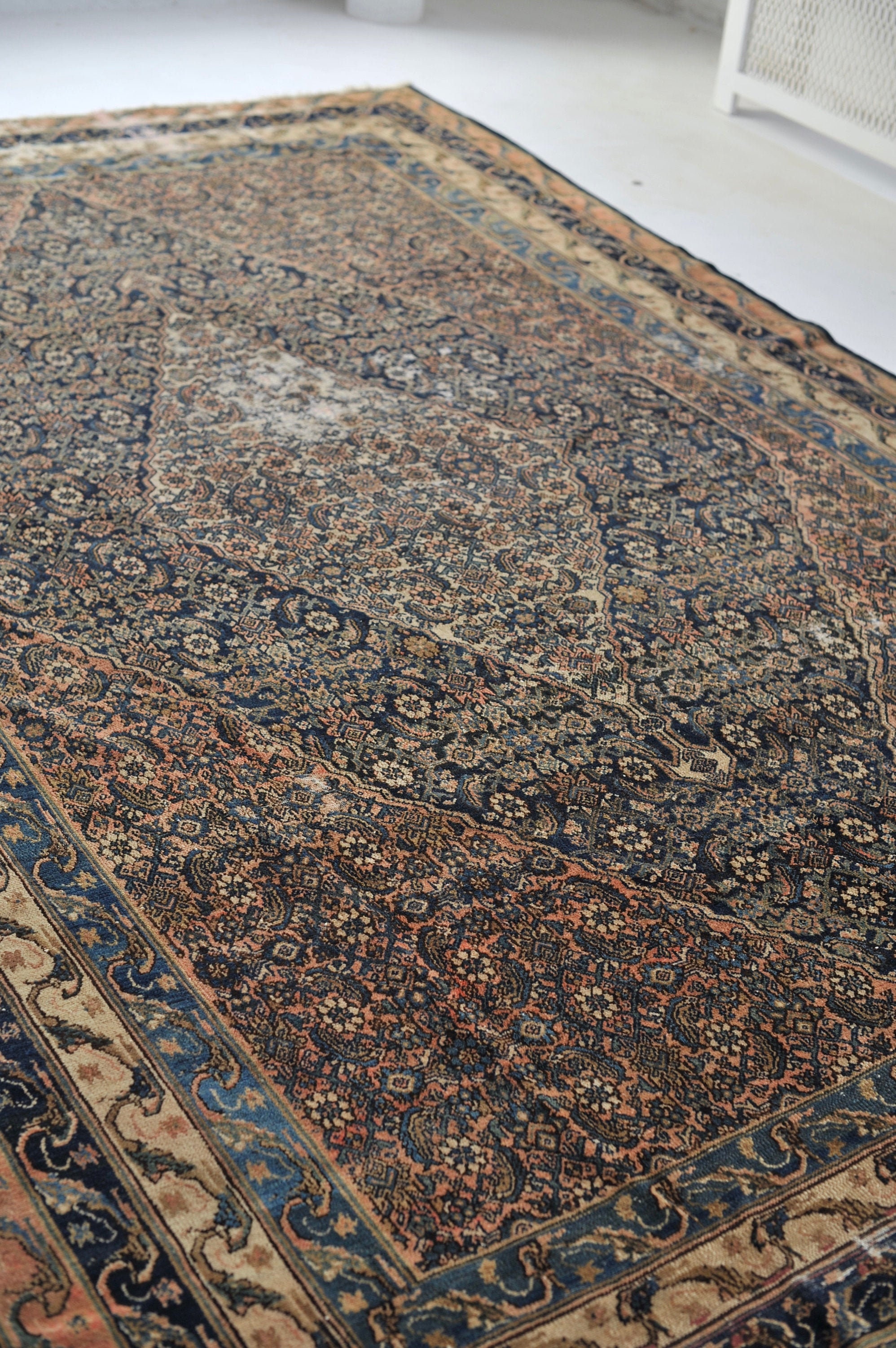 OLD WORLD Antique Rug | Ancient Pattern With Navy, Coral, Salmon, Blush ...