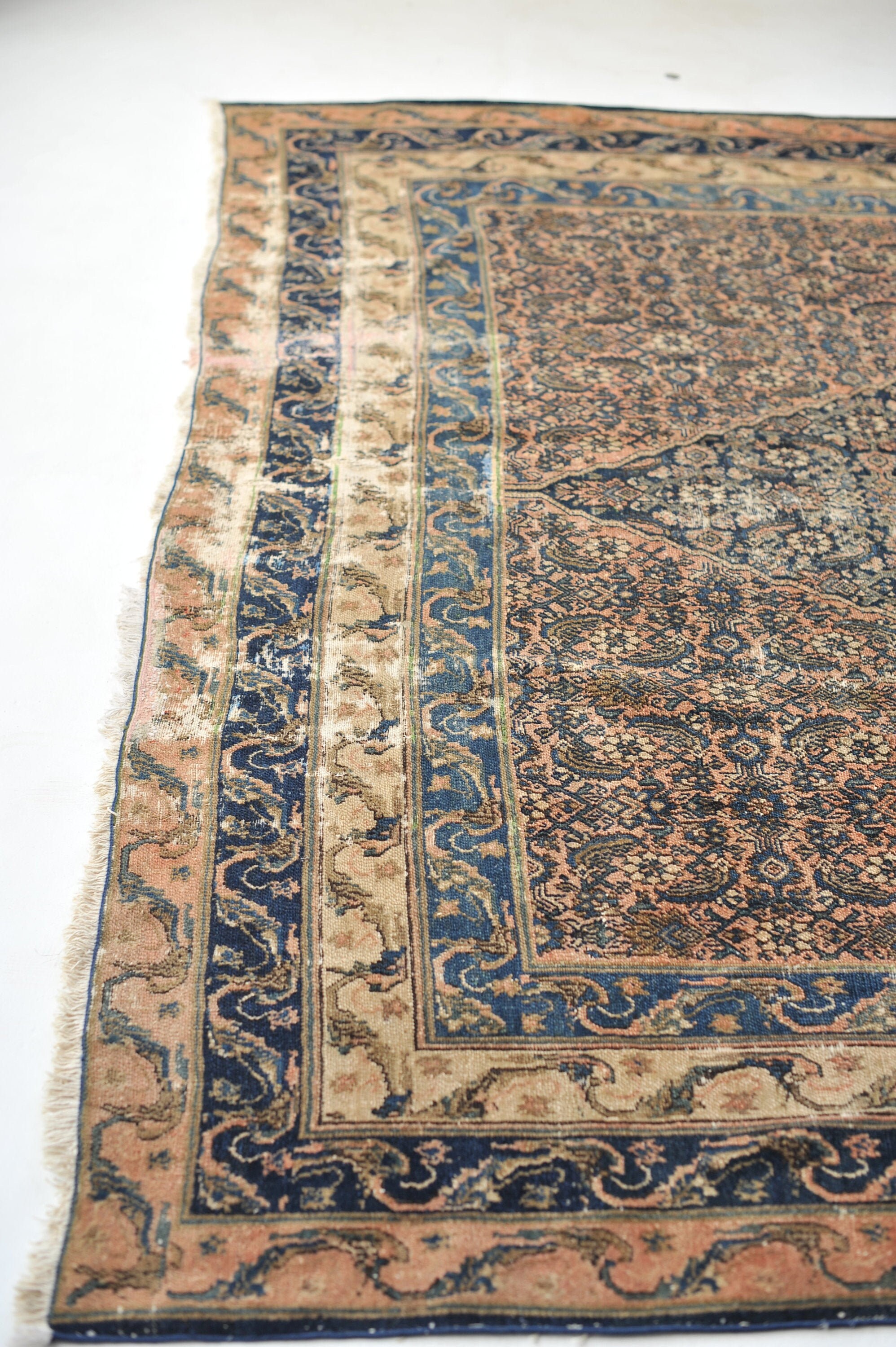 OLD WORLD Antique Rug | Ancient Pattern With Navy, Coral, Salmon, Blush ...