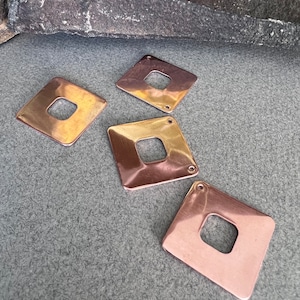 Taille 3, découpe carrée centrale, 1 & 1/16e de pouce de largeur, accessoires de bijouterie, ébauches en cuivre, estampage à la main, produits pour l'émaillage, lot de 4, 12 ou 20,