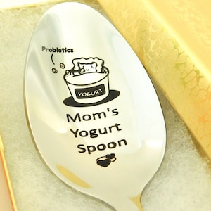 Personalized Yogurt Spoons, Custom Name Spoon, Yogurt Spoon, Engraved Name spoon, Birthday Gift, Gifts for Dad and Mom, Kitchen Gift for her