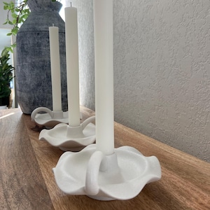 White Ceramic Scalloped Candlestick Holder Set: Minimalist Table Decor