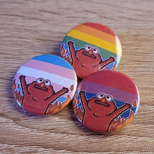 Chaotic Elmo Pride Badges