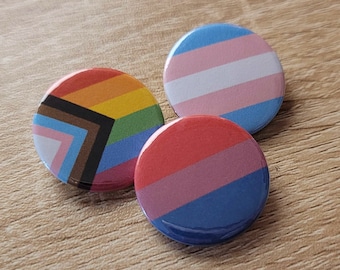 Odznaki z flagą Plain Pride