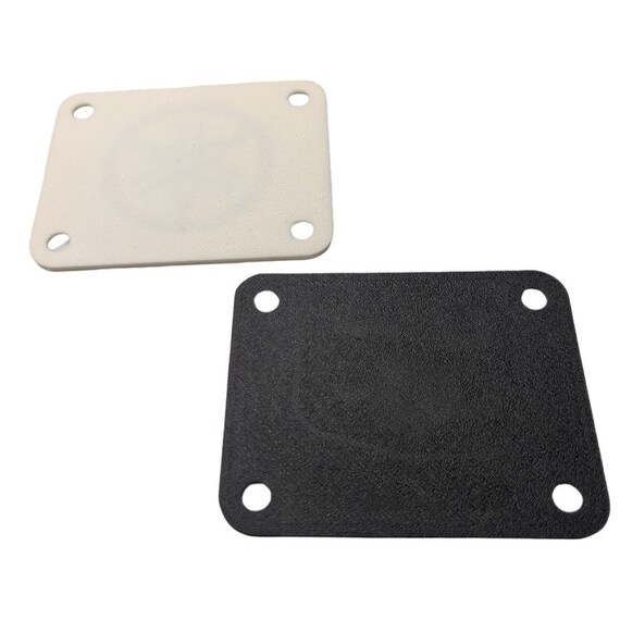Bass top drum plate