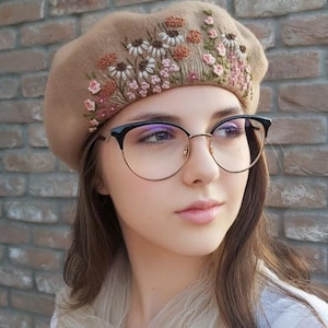 Hand embroidered beret, French beret, wool beret, delicate flowers hat, girl accessory, gift for her, gift for mom, sister