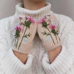 Beige gloves with embroidery, Handmade embroidered flowers Accessories, winter gloves, GlovesMitten, Gift Idea Christmas gift Gift for her