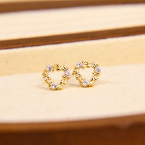 Sterling Silver CZ Gold Tiny Flower Wreath Earrings - 925 Circle Flower Stud - Birthday Gift for Father&#39;s Day - Dainty Bridal Jewelry