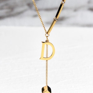 Collar minimalista / Collar moderno / Joyería delicada de oro / Collar de capas / Regalo para ella / Letra en cadena