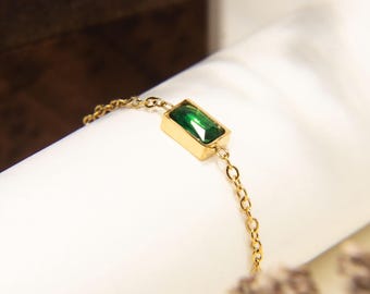 18K Gold Plated Emerald Gemstone Ultra Thin Chain Ring - Trendy Dainty Bridal Jewelry - Birthday Gift Ideas for Father&#39;s Day Accessory
