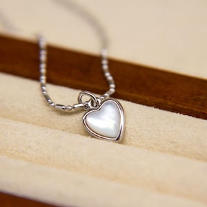 925 Weiße Muschel Herz Anhänger Halskette - Perlmutt Herz Kette - Geburtstagsgeschenk für Vatertag - Trendiger zierlicher Brautschmuck