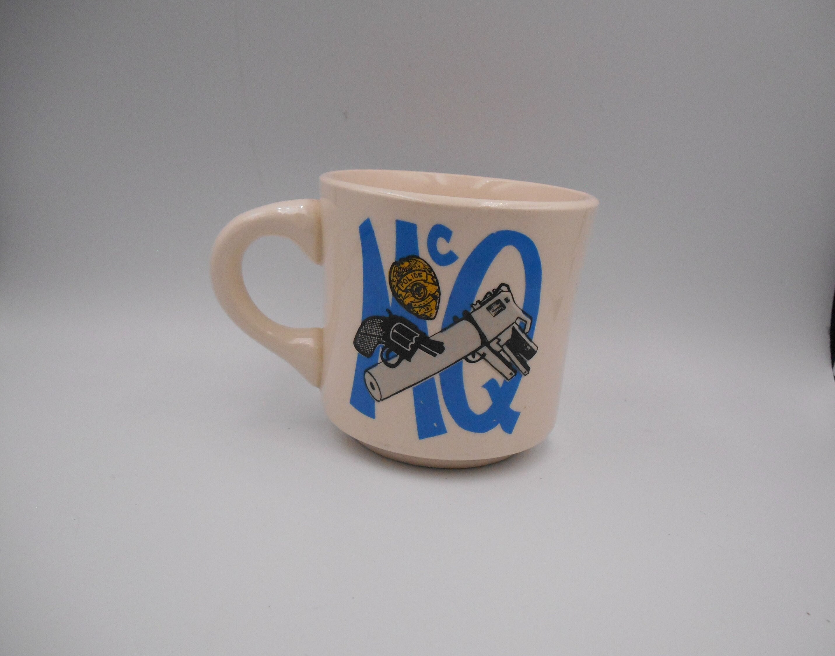 1974 Vintage Promotional Movie Mug Mcq JOHN WAYNE Mug Police 