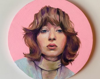 Oil portrait on round canvas
