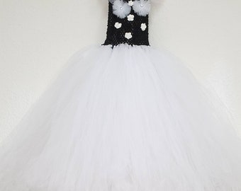 Handmade Flower Girl Tutu Dress: Custom Crochet Tulle Gown (5/6 Year Old)