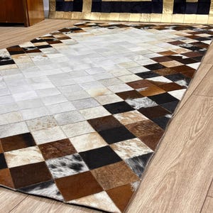 Tricolor Cowhide Patchwork Rug: Rustic Leather Area Rug