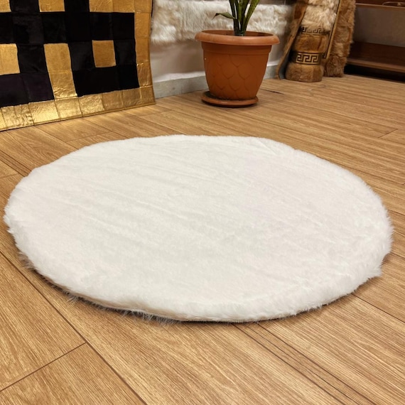 How to choose the right handmade leather rug