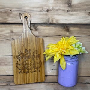 Laser Engraved Chicken Cutting Board – Funny Farmhouse Kitchen Decor – Rustic Bamboo Cheese Board – Chicken Lover Gift