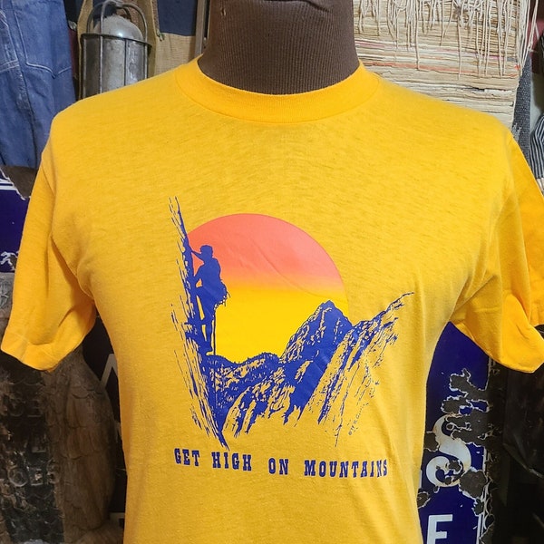 Vintage 1980 Get High on Mountains mt Whitney California 70s 80s tourist 2 sided soft thin single stitch tee t shirt 38 M