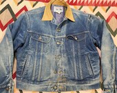 Vintage 1970s Made in USA Lee Storm Rider Perfectly faded distressed Indigo Denim Rodeo cowboy western trucker jacket 46 L XL