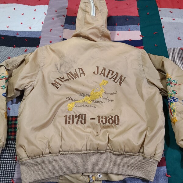 Vintage 1979 - 80 USS Misawa Japan Embroidered B-15 Parka Souvenir USN military coat jacket 70s 80s L / XL