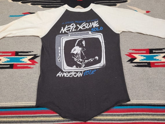 Vintage 1983 Neil YOung Crazy Horse Folk Rock Con… - image 4