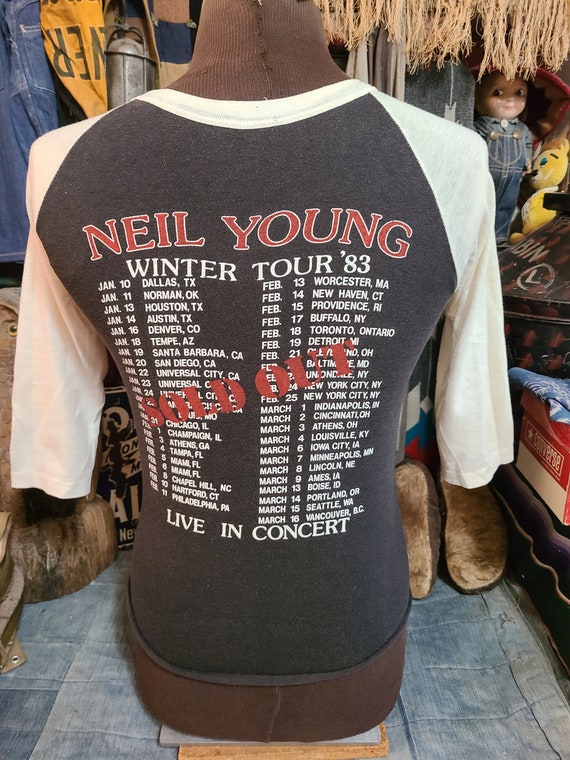 Vintage 1983 Neil YOung Crazy Horse Folk Rock Con… - image 3