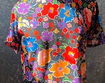 Floral flower stretch vicar ,clergy,dickie vestment top .made to order in soft red and blue cotton spandex .many sizes available