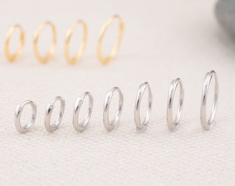 Tiny hoop earrings set of 2 or 3 pairs, Sterling silver huggies, small huggies, sleeper hoop 18 K gold, small gold hoops, stacking hoop set